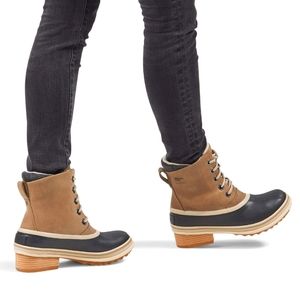 NEW - SOREL Slimpack III Lace Up - size 8